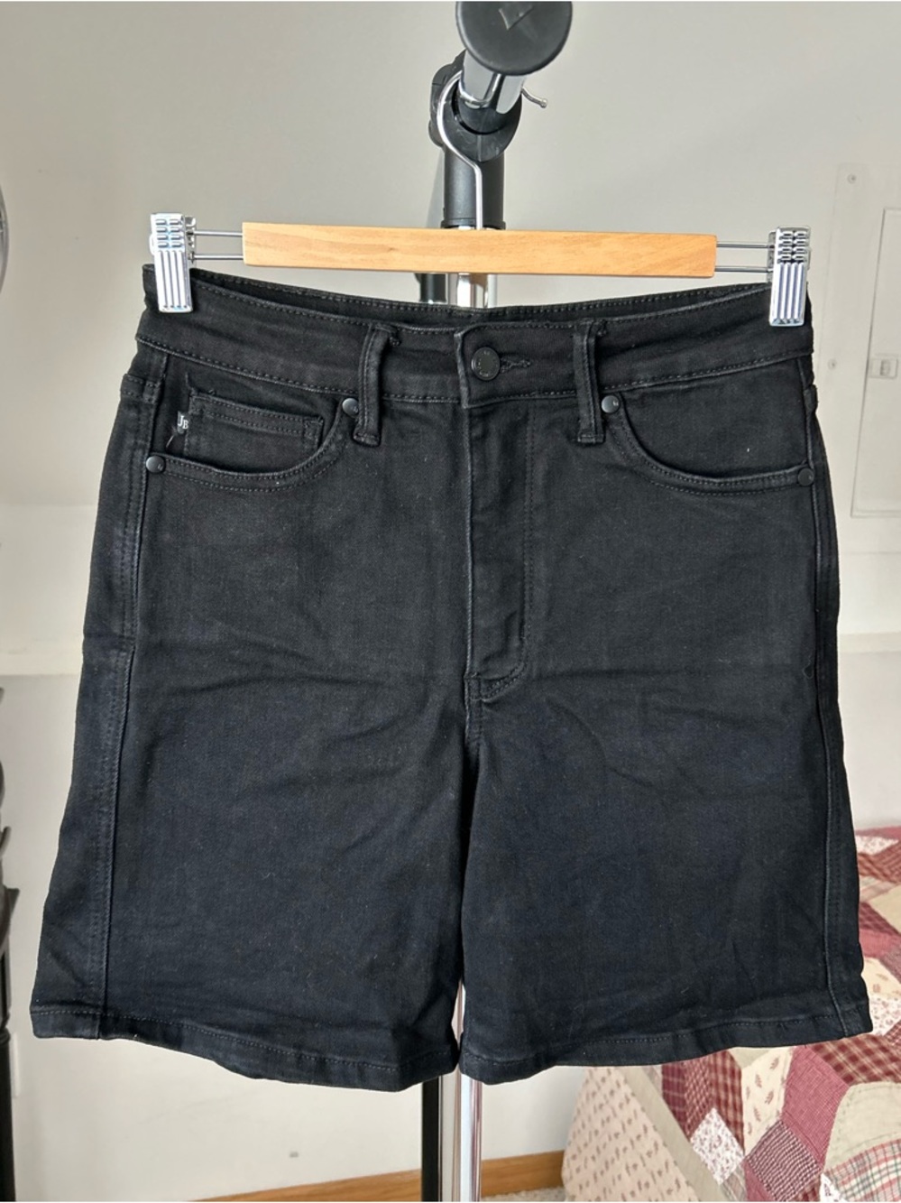 Judy Blue Jean Shorts Black Medium